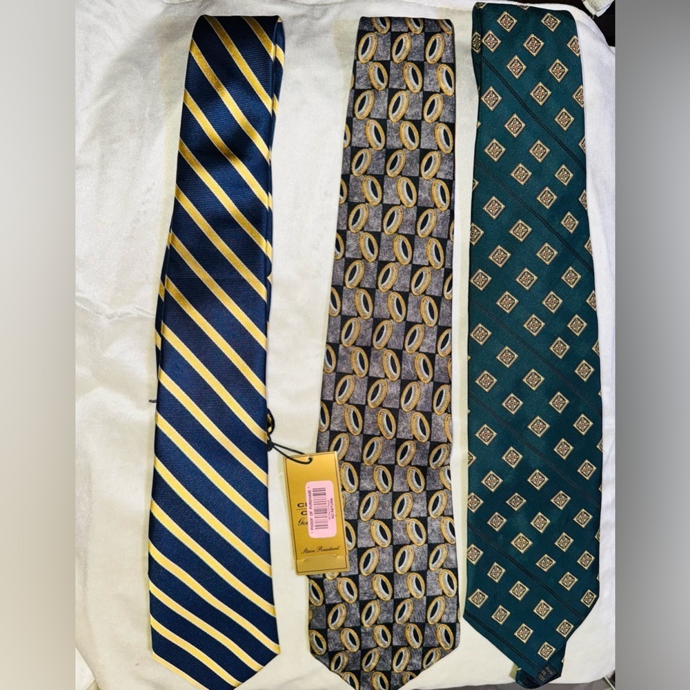 Class Club Men's Tie Set - Navy, Gold, Green